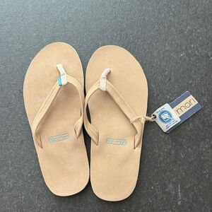 Hari Mari Tan Women's Sandals